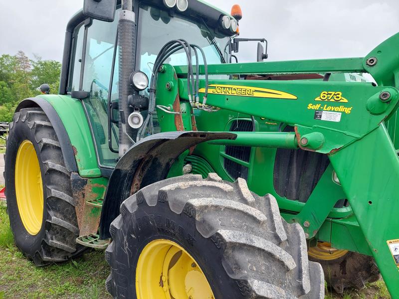 Tractors  John Deere 6430 Photo